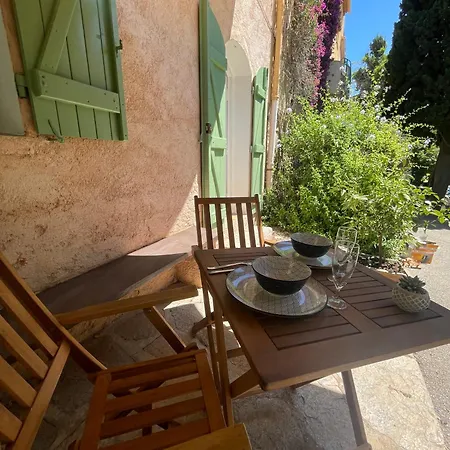 Cosy - Place Du Figuier Apartman *